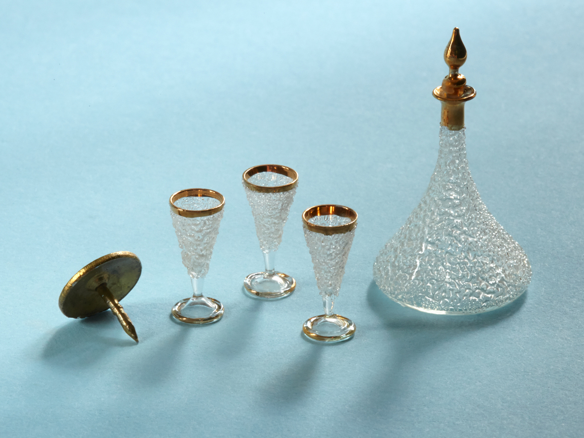 0068 Gerd Felka glass